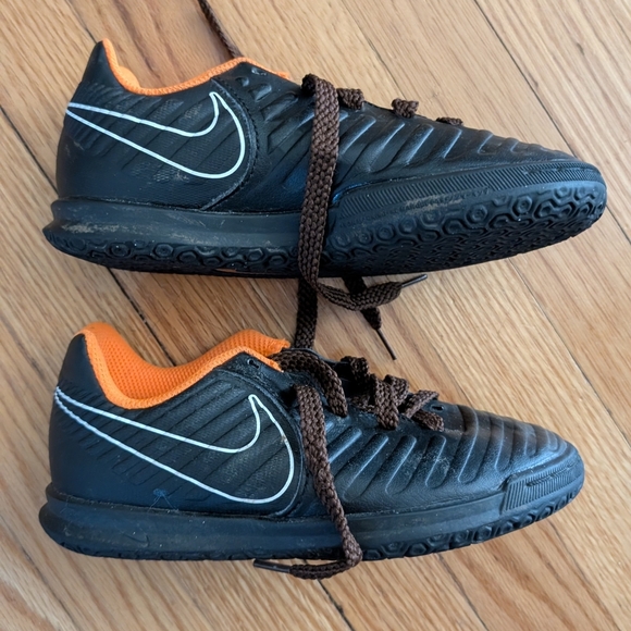 Nike Kids Black and Orange Athletic Shoes - Picture 1 of 5